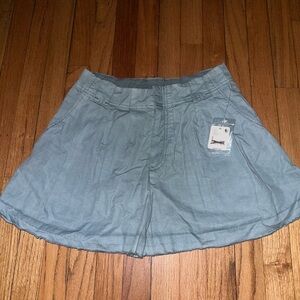 NWT free people
Chino short